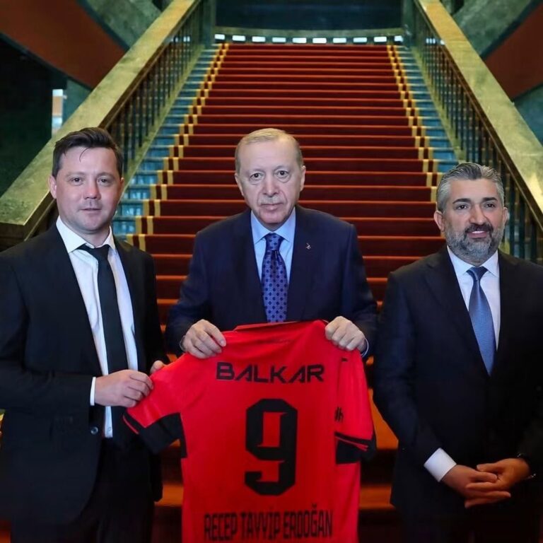 ARCA Çorum FK Heyetinden Cumhurbaşkanı Erdoğan’a Özel Ziyaret!