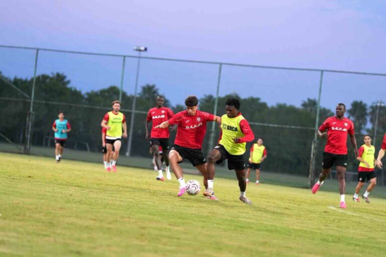 Arca Çorum FK Milli Arada Antalya’da Kampa Girdi