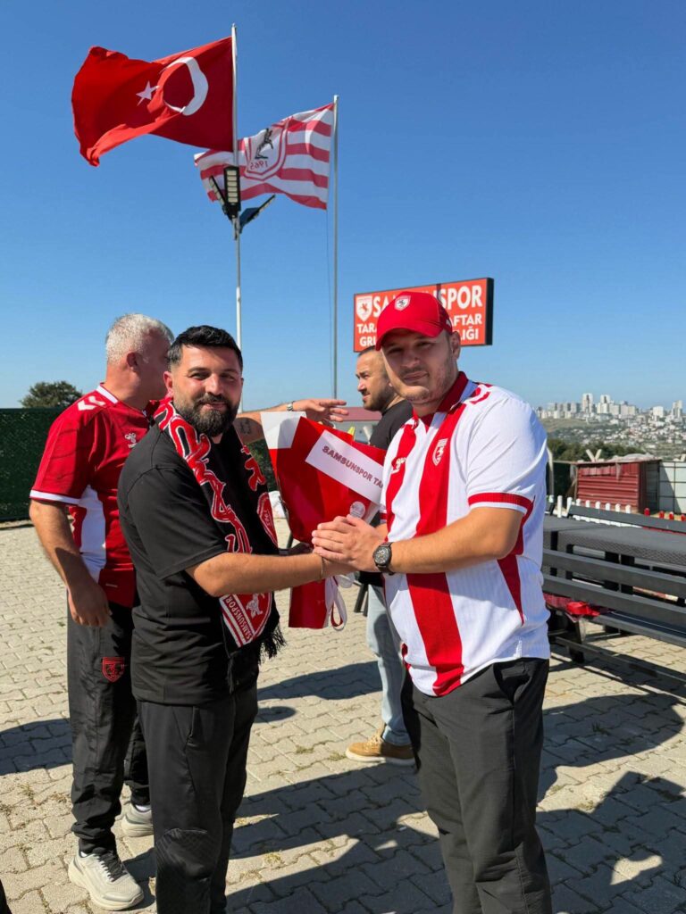 samsunspor-arca-corum-fk-macinda-tribunlerden-goruntuler (4)